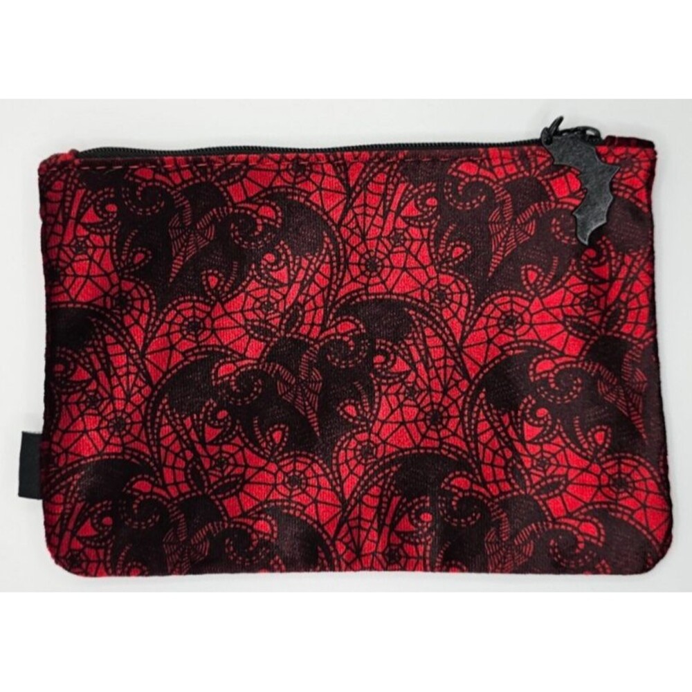 IPSY OCTOBER HALLOWEEN 2023 VELVET RED AND BLACK BAT SPIDER WEB 5X7 GLAM BAG